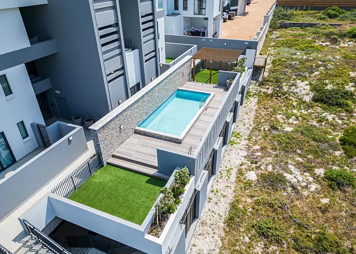 Luxury Beachfront Penthouse In Blouberg- 402 Azul