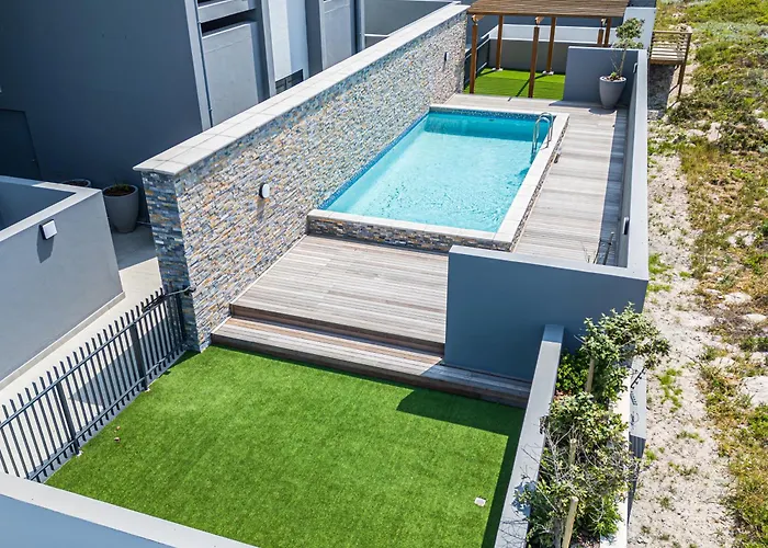 Luxury Beachfront Penthouse In Blouberg- 402 Azul