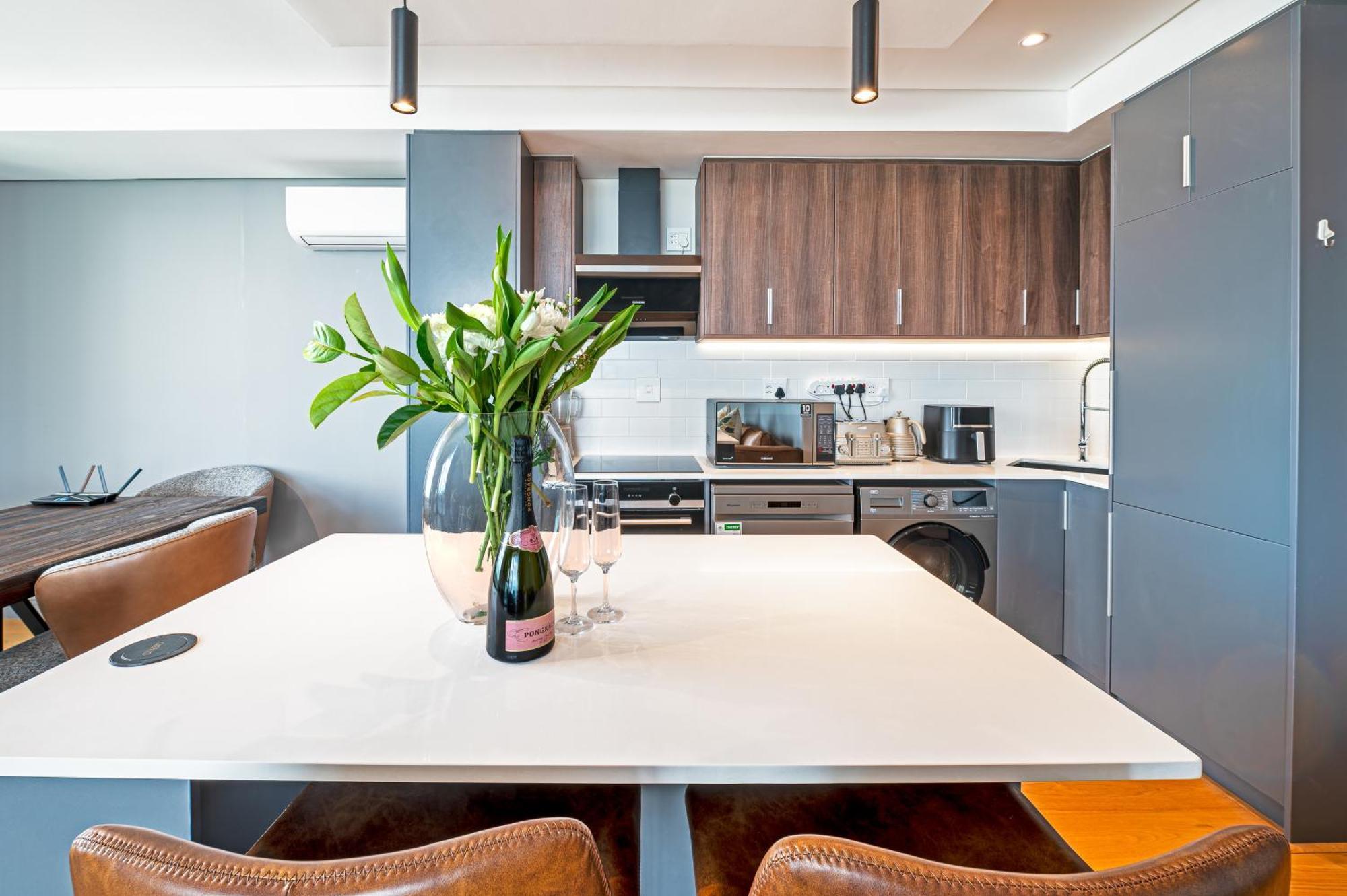 Luxury Beachfront Penthouse In Blouberg- 402 Azul Apartamento Bloubergstrand